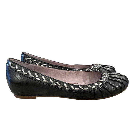 Biviel Womens Size 6 Eur 36.5 Leather Ballet Flats Silver Studs Round Toe Black - Picture 1 of 13